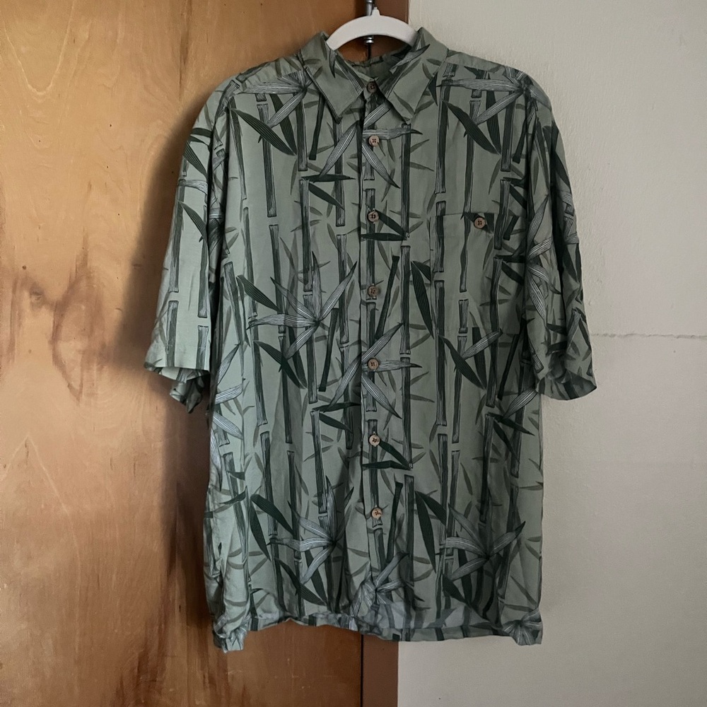 Puritan size large green bamboo dress shirt button up shirt sleeve great condit